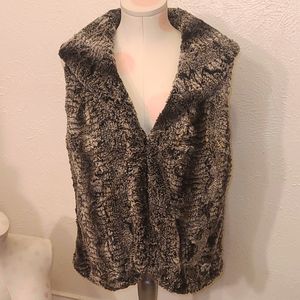 Chelsea and Violet faux fur vest